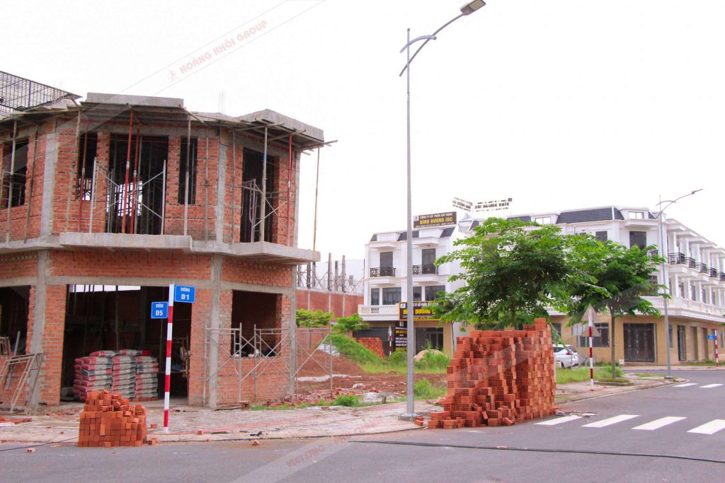 Cập nhật tiến độ Khu nhà ở Vietsing - Phú Chánh tháng 7