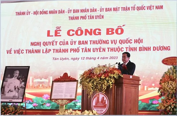 Ông Trần Thanh Mẫn - Phó Chủ tịch Thường trực Quốc hội phát biểu tại buổi lễ.